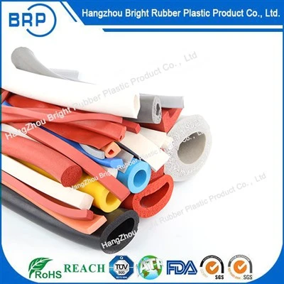 มีการปรับแต่งแถบซิลิโคนโฟม Extrusion Strip